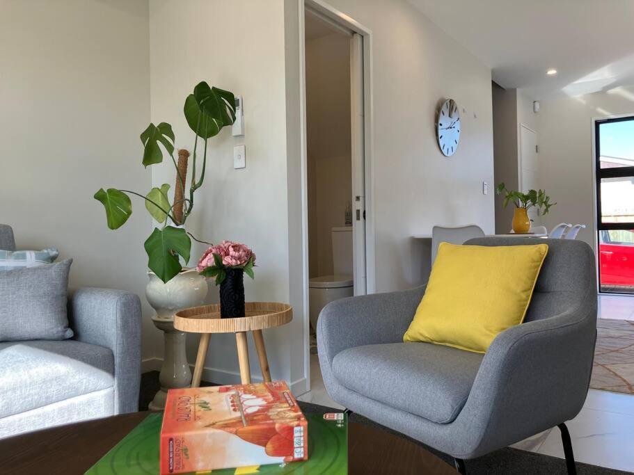 2-Bedroom Ensuite, Close To City, Comfortable, Accessible With Own Parking Christchurch Exterior foto