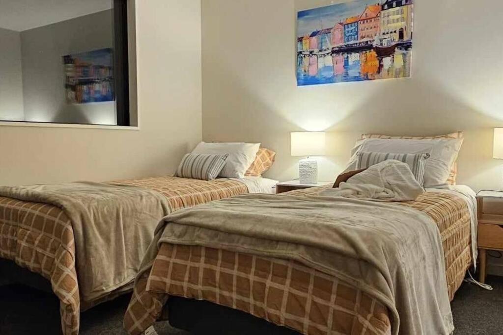 2-Bedroom Ensuite, Close To City, Comfortable, Accessible With Own Parking Christchurch Exterior foto